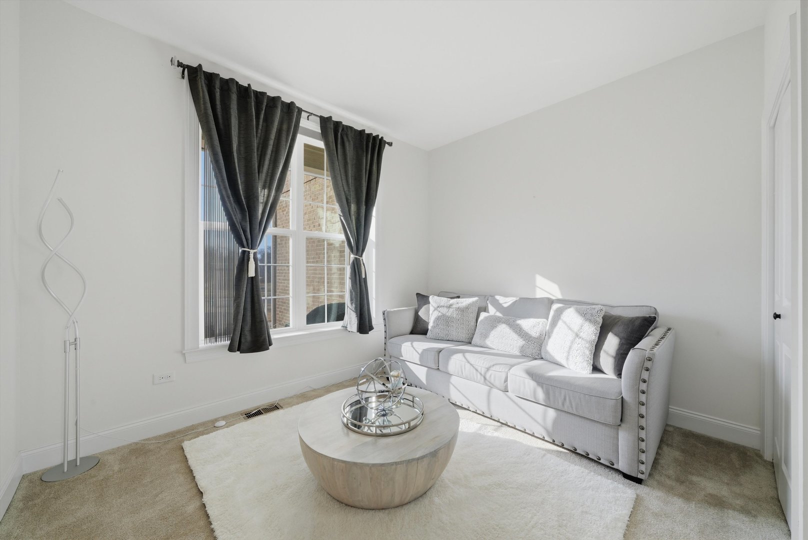 2617 Barker Drive, Batavia, IL 60510