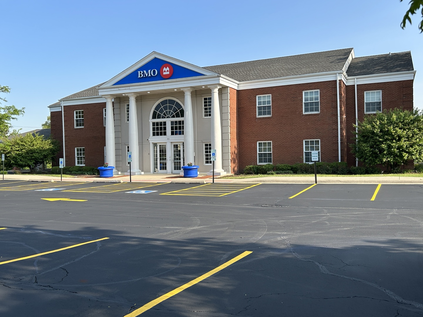 450 E Higgins Road, Elk Grove Village, IL 60007