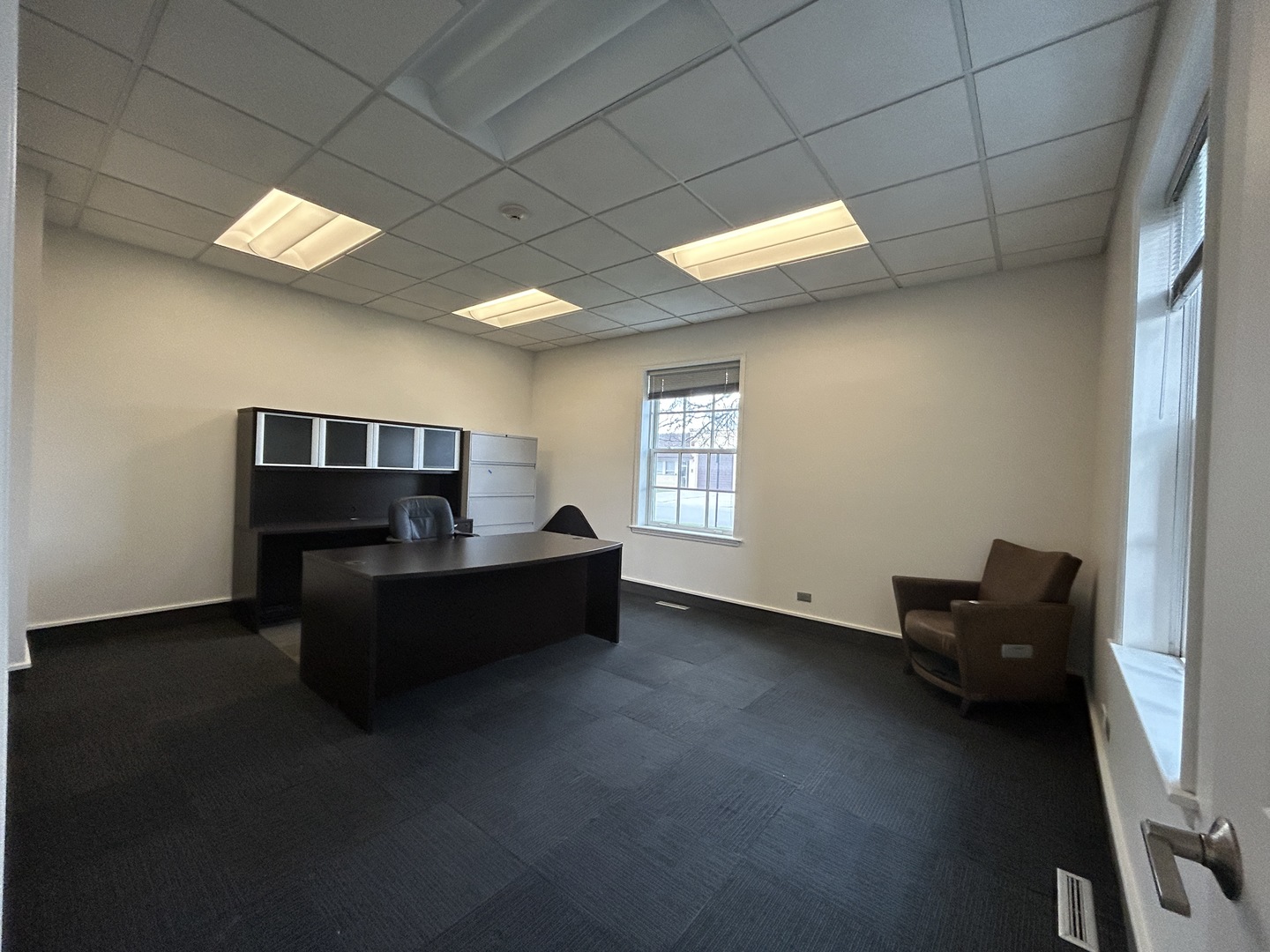 450 E Higgins Road, Elk Grove Village, IL 60007