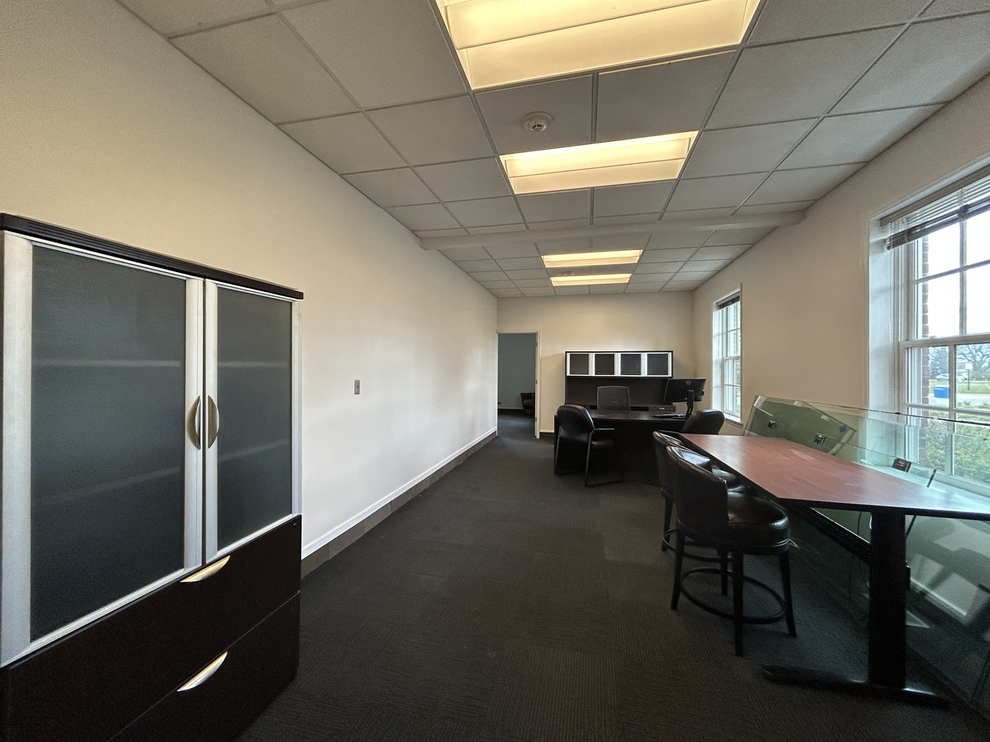 450 E Higgins Road, Elk Grove Village, IL 60007