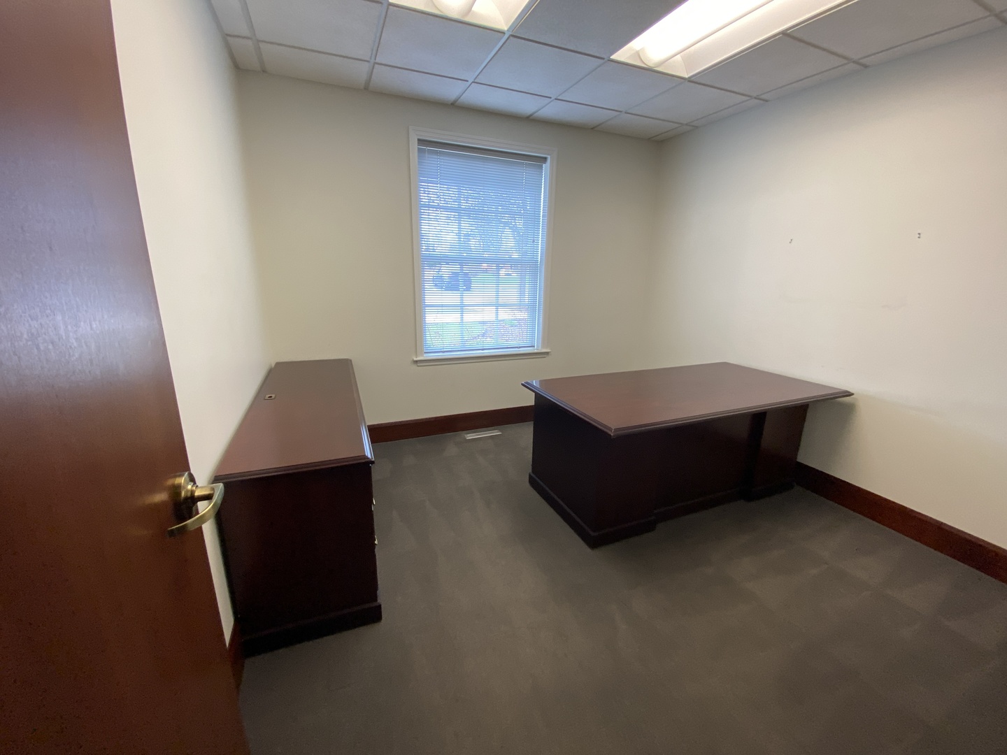 450 E Higgins Road, Elk Grove Village, IL 60007