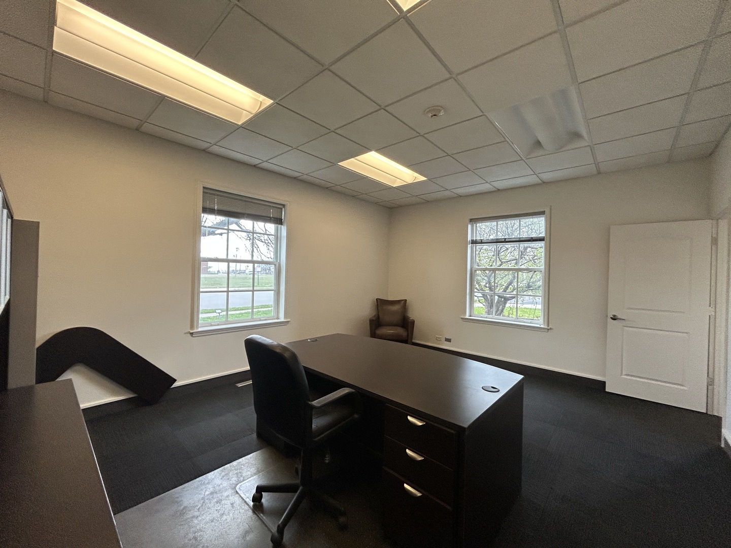 450 E Higgins Road, Elk Grove Village, IL 60007