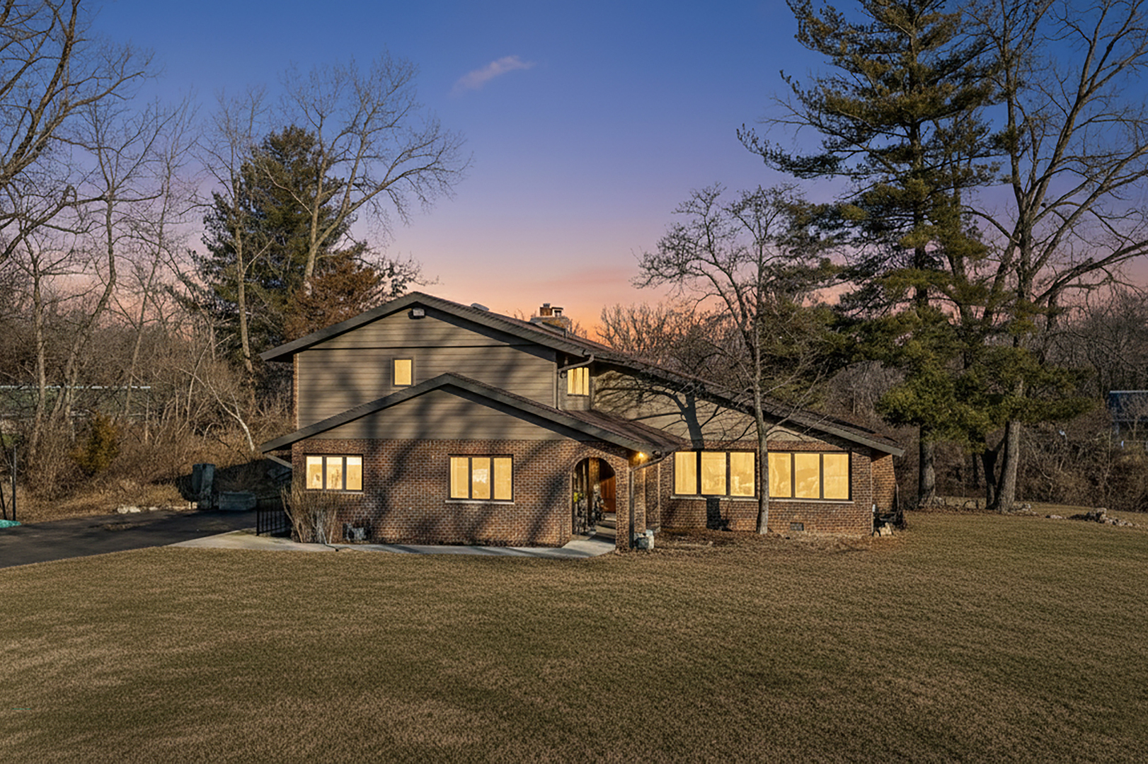 5405 Deerfield Drive, Morris, IL 60450