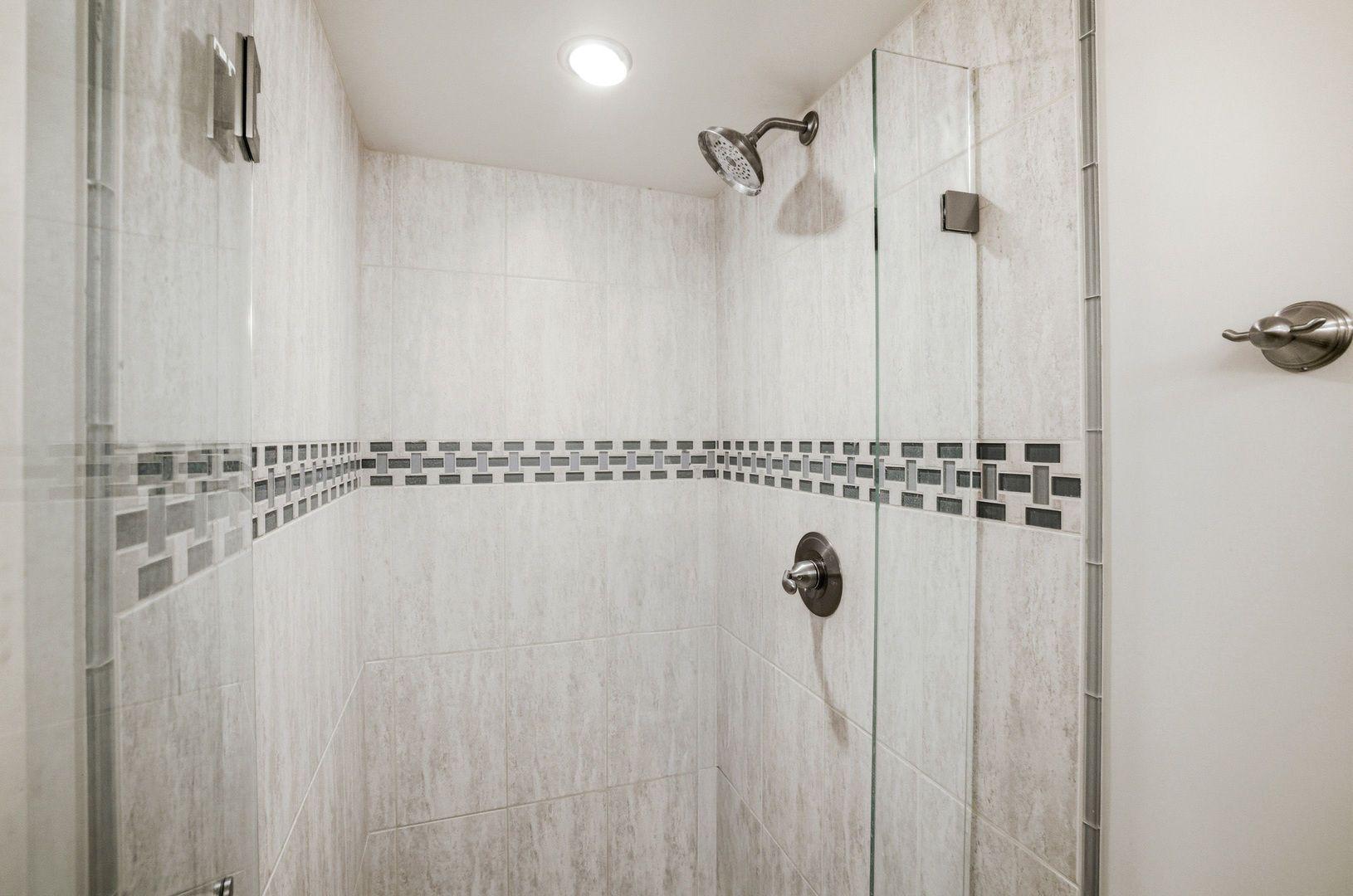 7388 Coventry Lane, Hanover Park, IL 60133