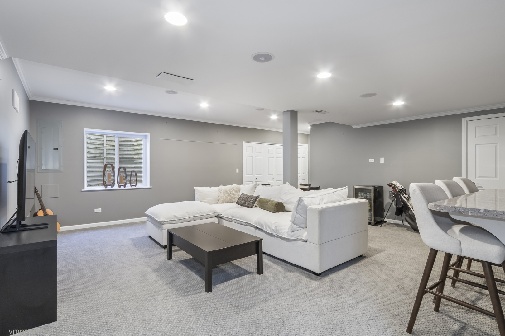 28 E Moseley Road, Palatine, IL 60074