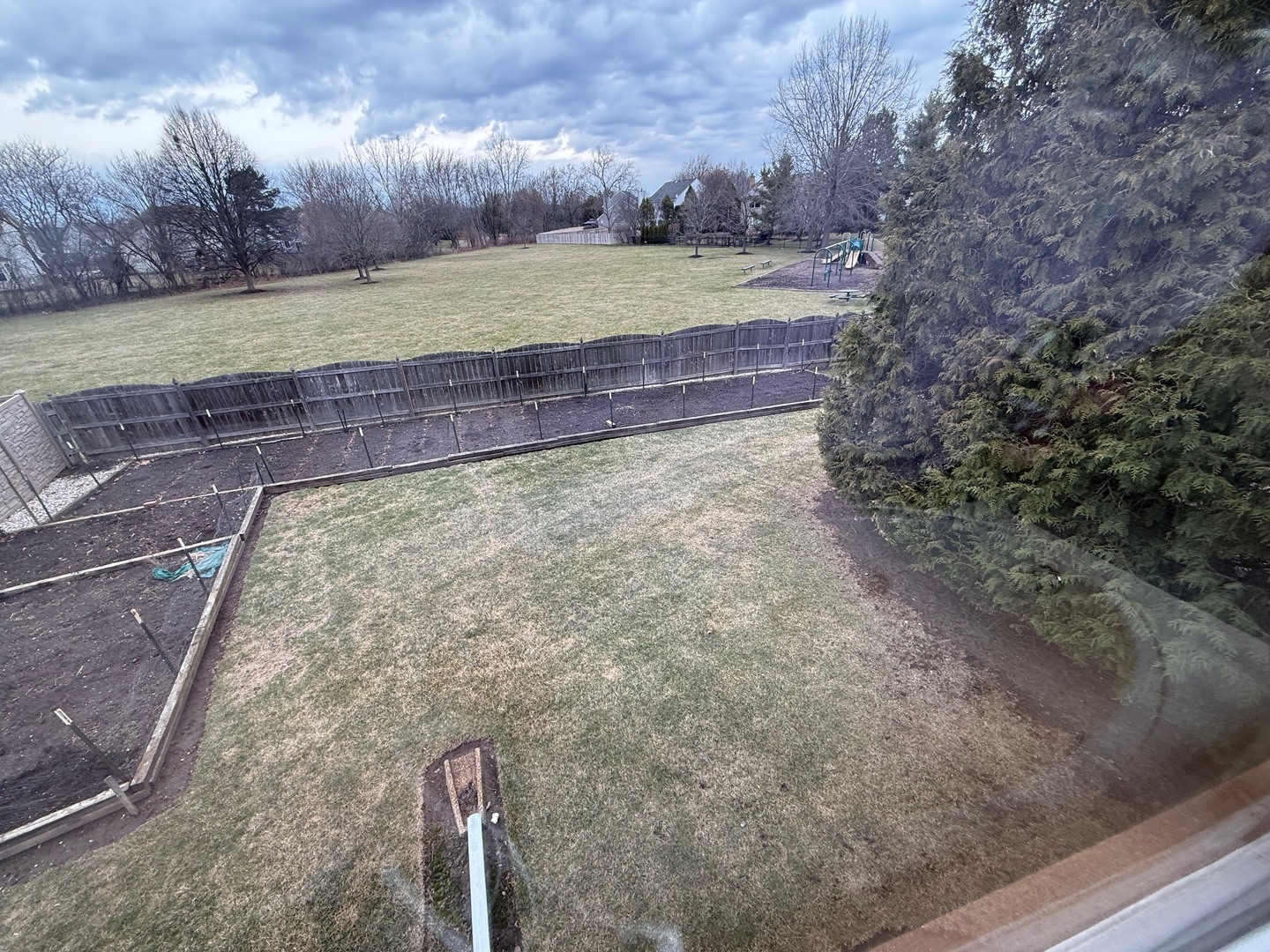 18184 W Old Pine Court, Gurnee, IL 60031