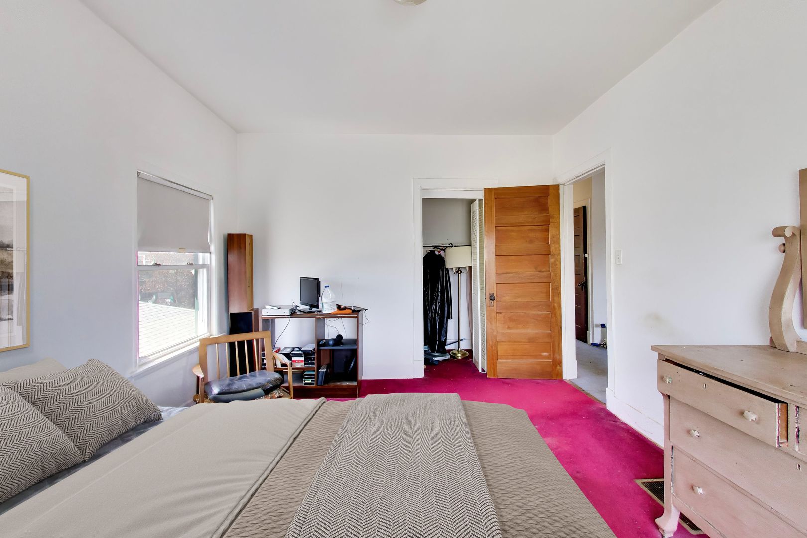 411 S 16th Avenue, Maywood, IL 60153