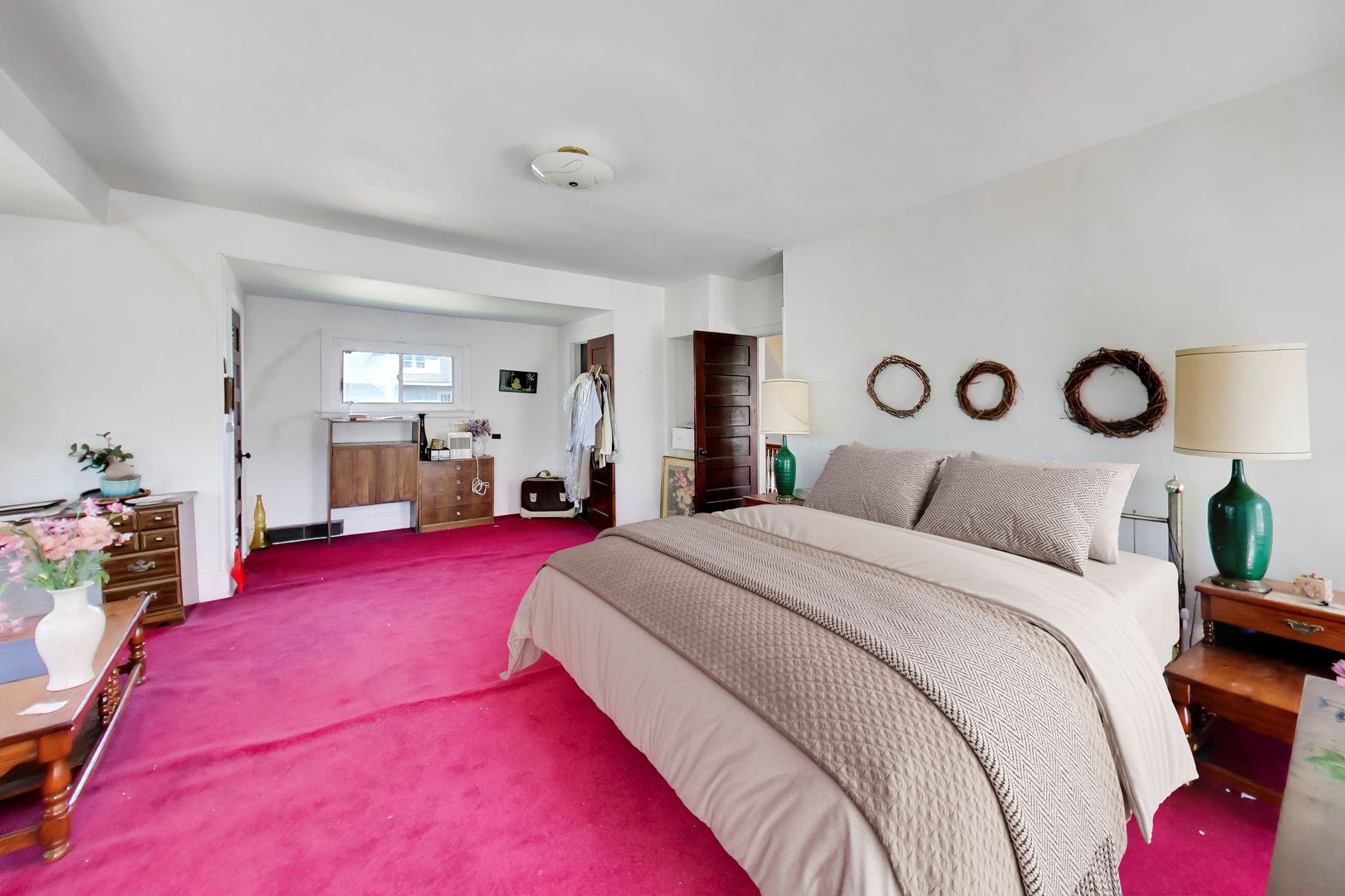 411 S 16th Avenue, Maywood, IL 60153