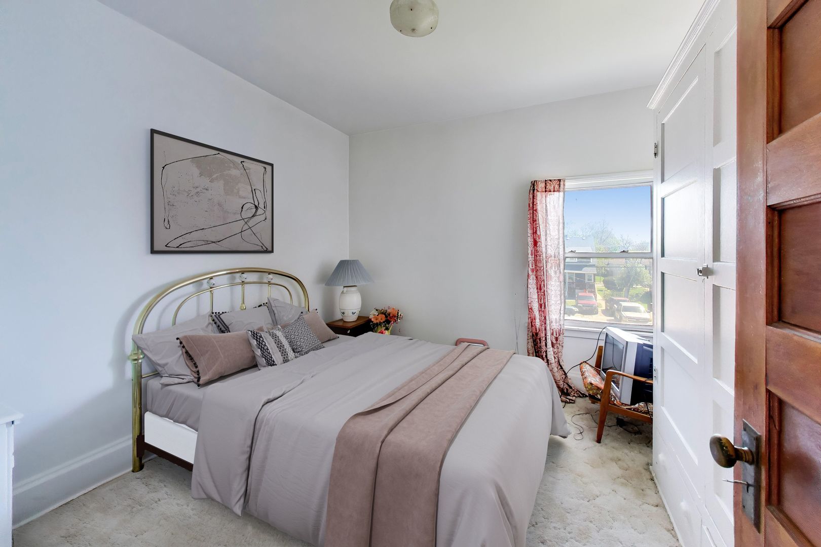 411 S 16th Avenue, Maywood, IL 60153