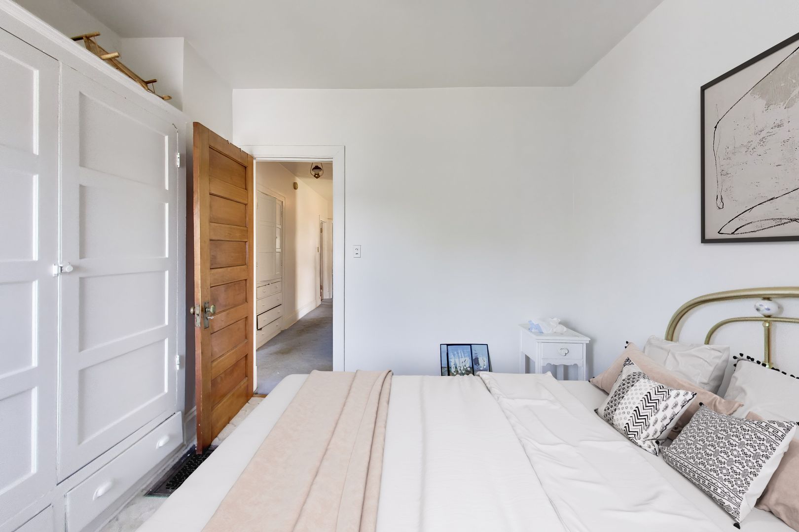 411 S 16th Avenue, Maywood, IL 60153