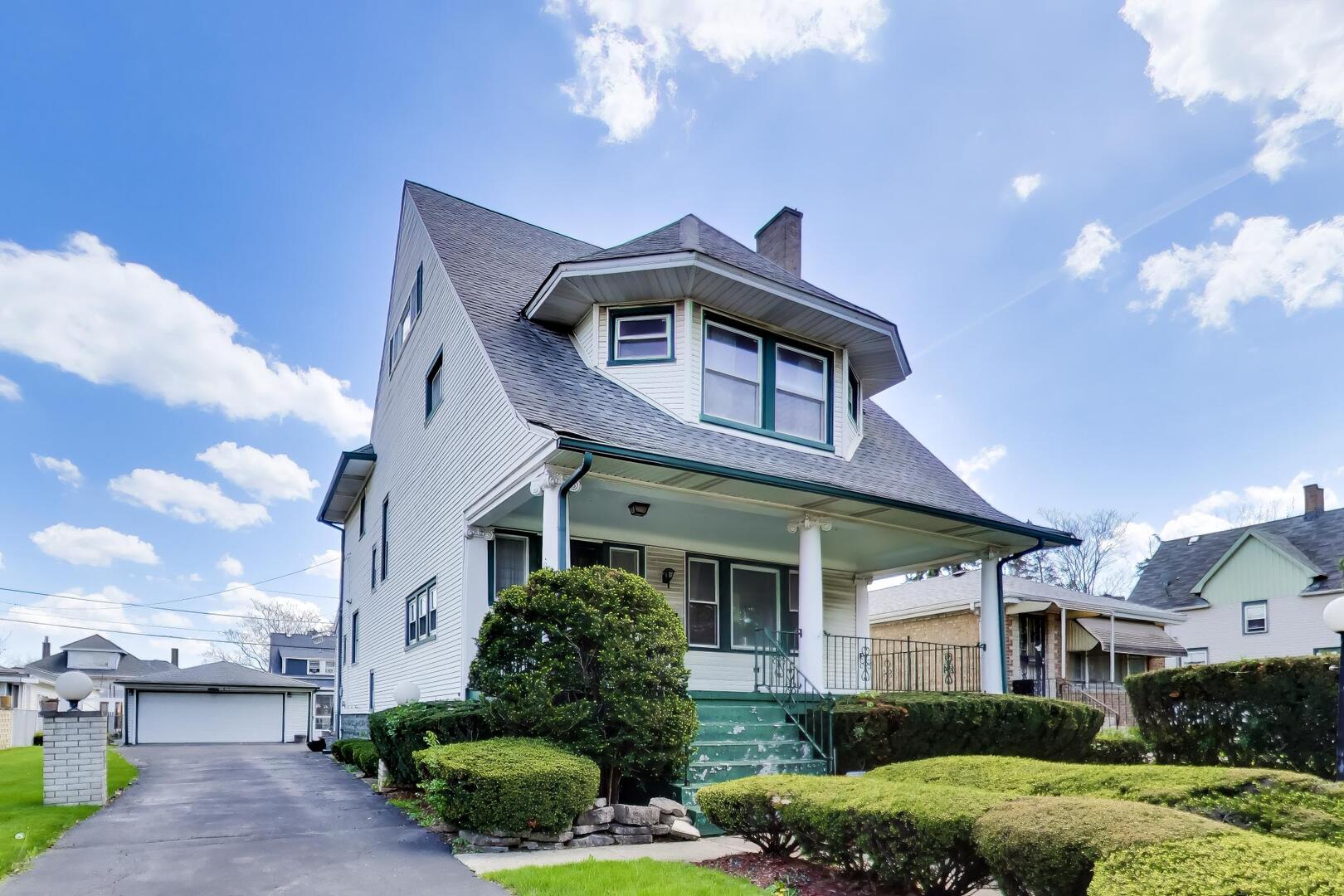 411 S 16th Avenue, Maywood, IL 60153