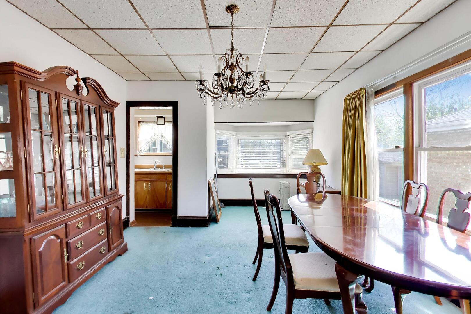 411 S 16th Avenue, Maywood, IL 60153