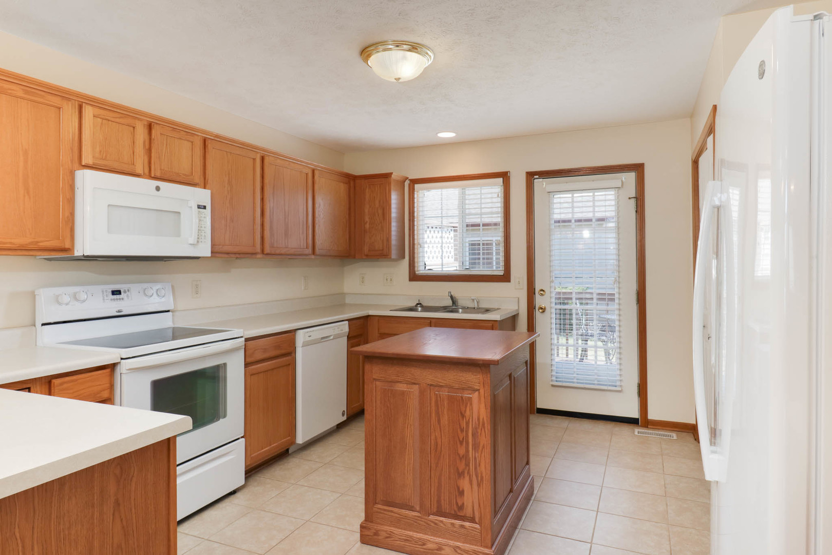 1407 Windham Hill Road #1407, Bloomington, IL 61704