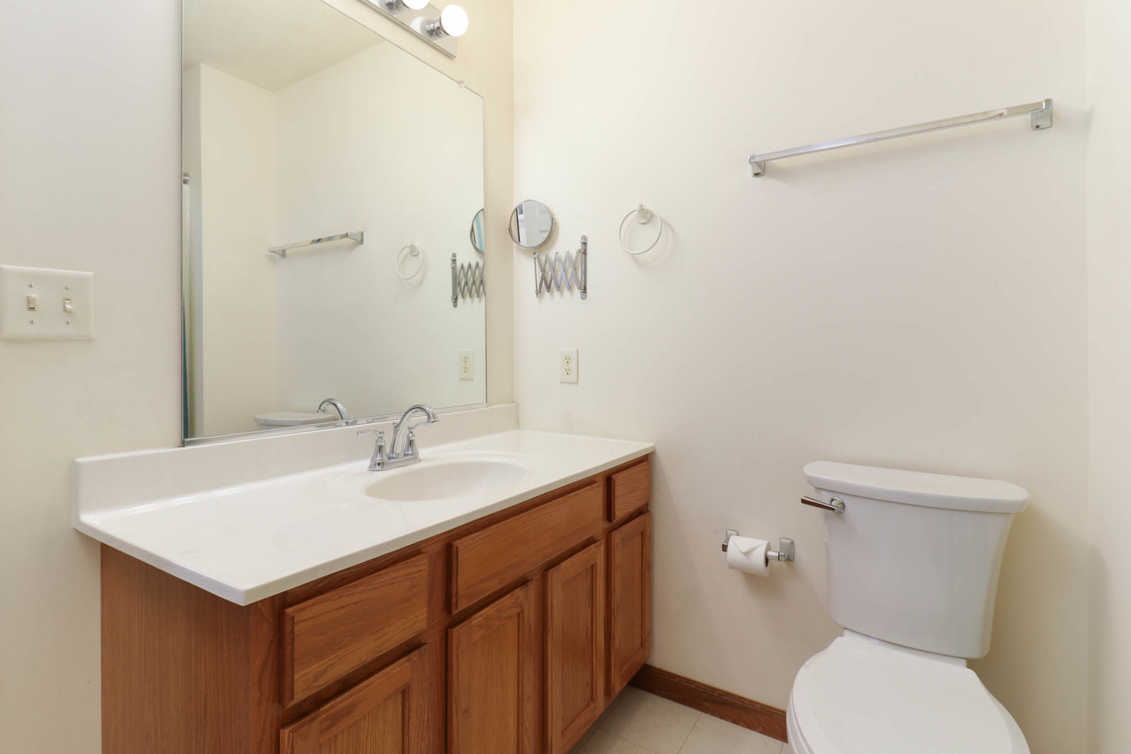 1407 Windham Hill Road #1407, Bloomington, IL 61704