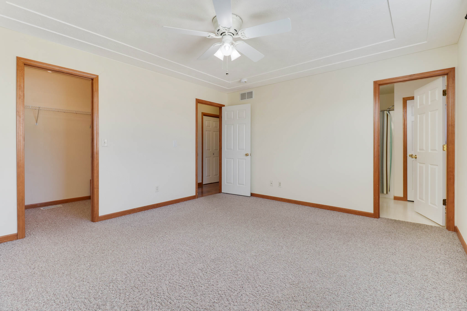 1407 Windham Hill Road #1407, Bloomington, IL 61704