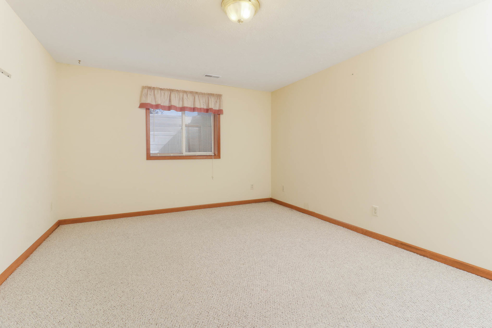 1407 Windham Hill Road #1407, Bloomington, IL 61704