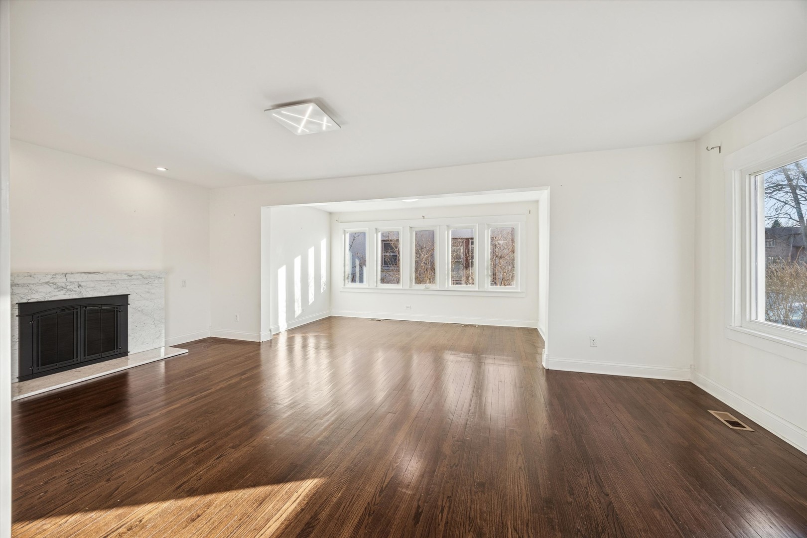 3111 Wenonah Avenue, Berwyn, IL 60402