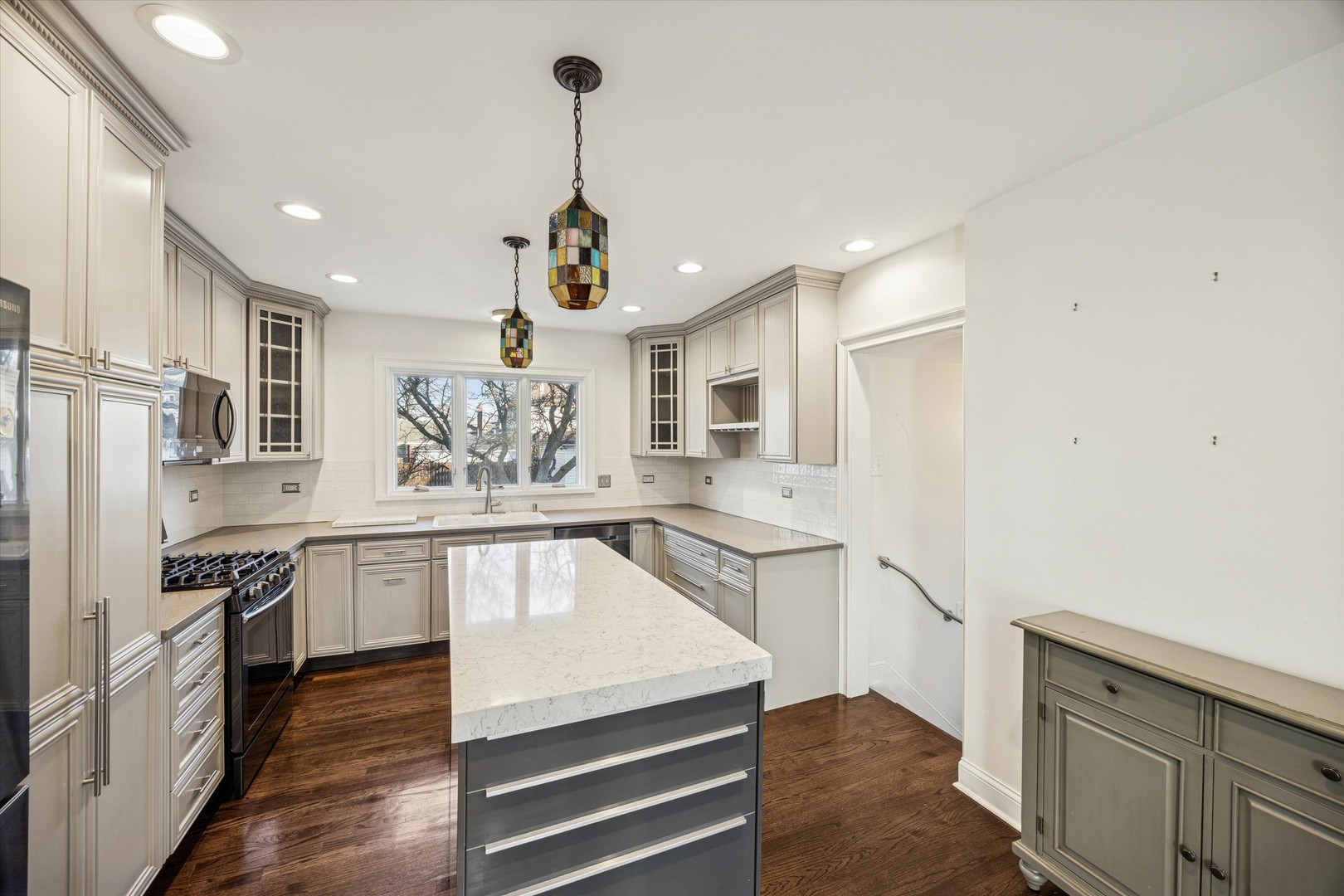 3111 Wenonah Avenue, Berwyn, IL 60402