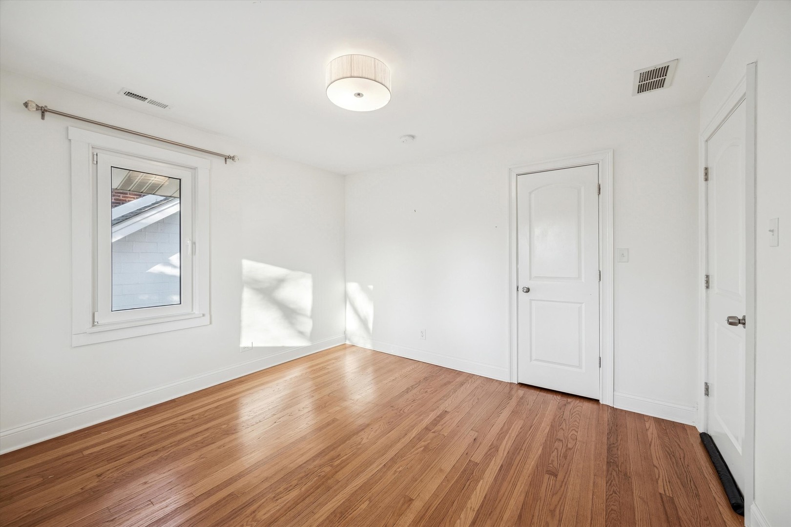 3111 Wenonah Avenue, Berwyn, IL 60402