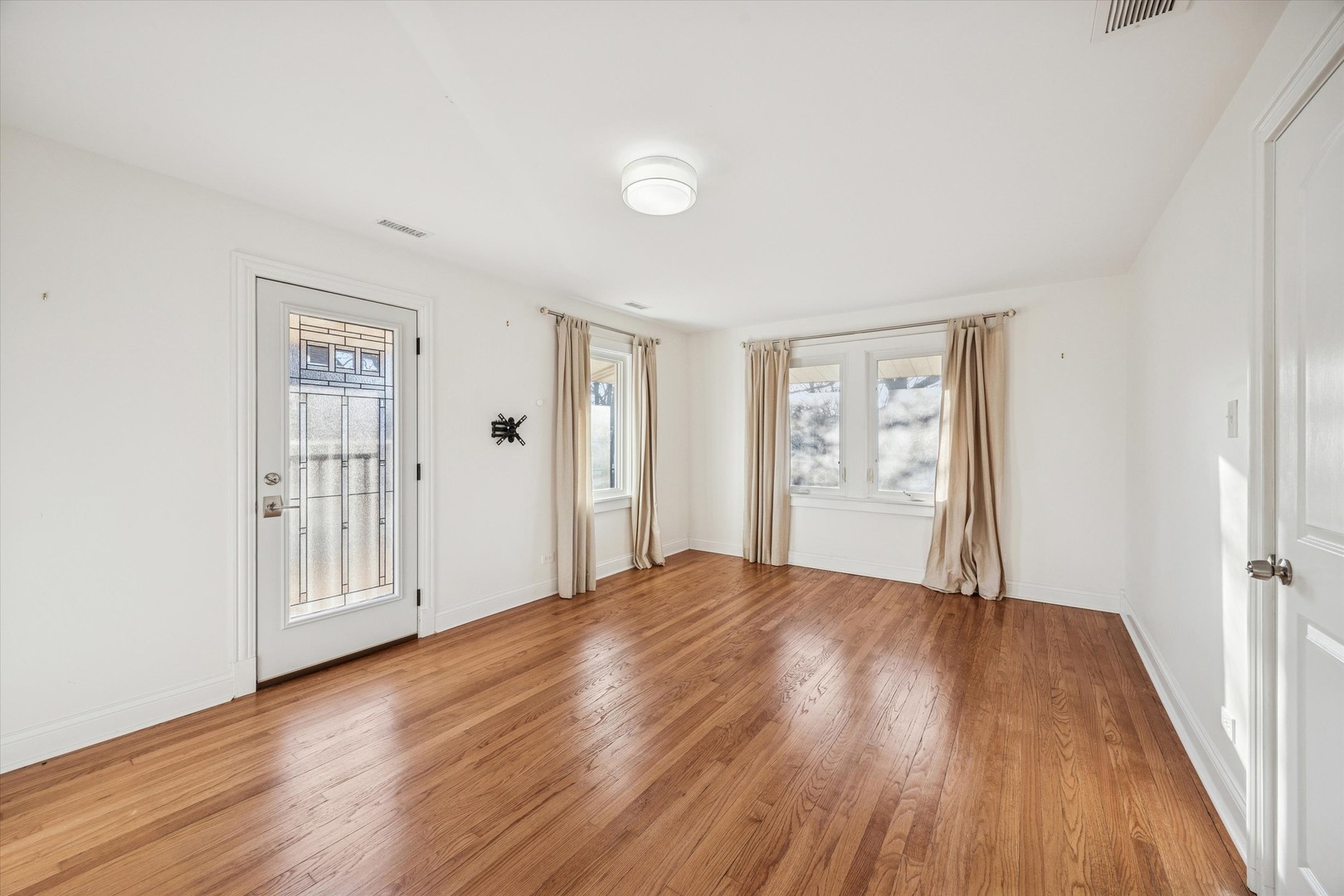 3111 Wenonah Avenue, Berwyn, IL 60402