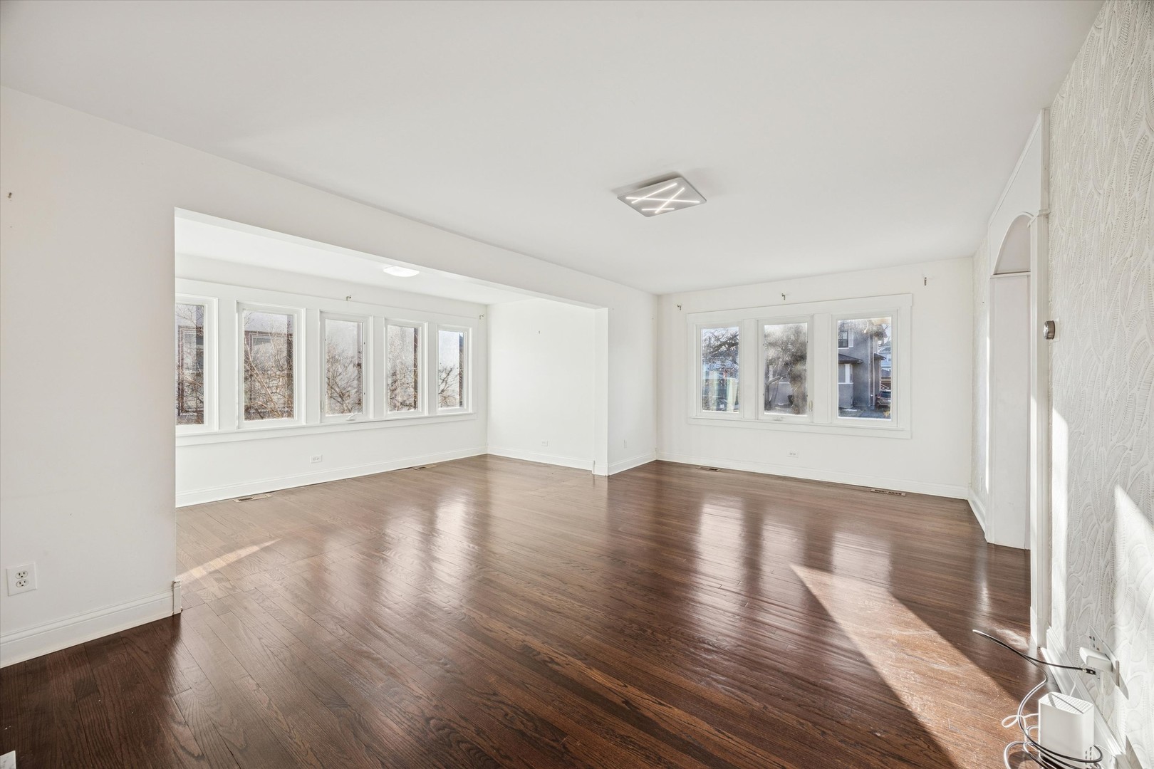 3111 Wenonah Avenue, Berwyn, IL 60402