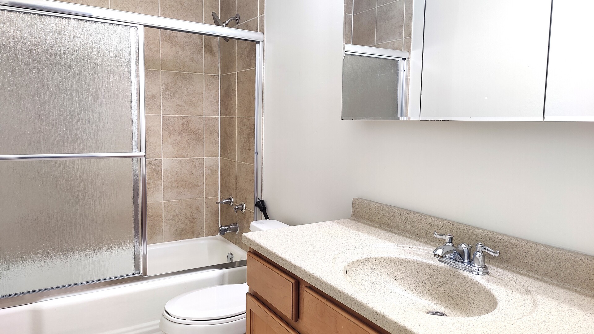 960 Beau Drive #109, Des Plaines, IL 60016