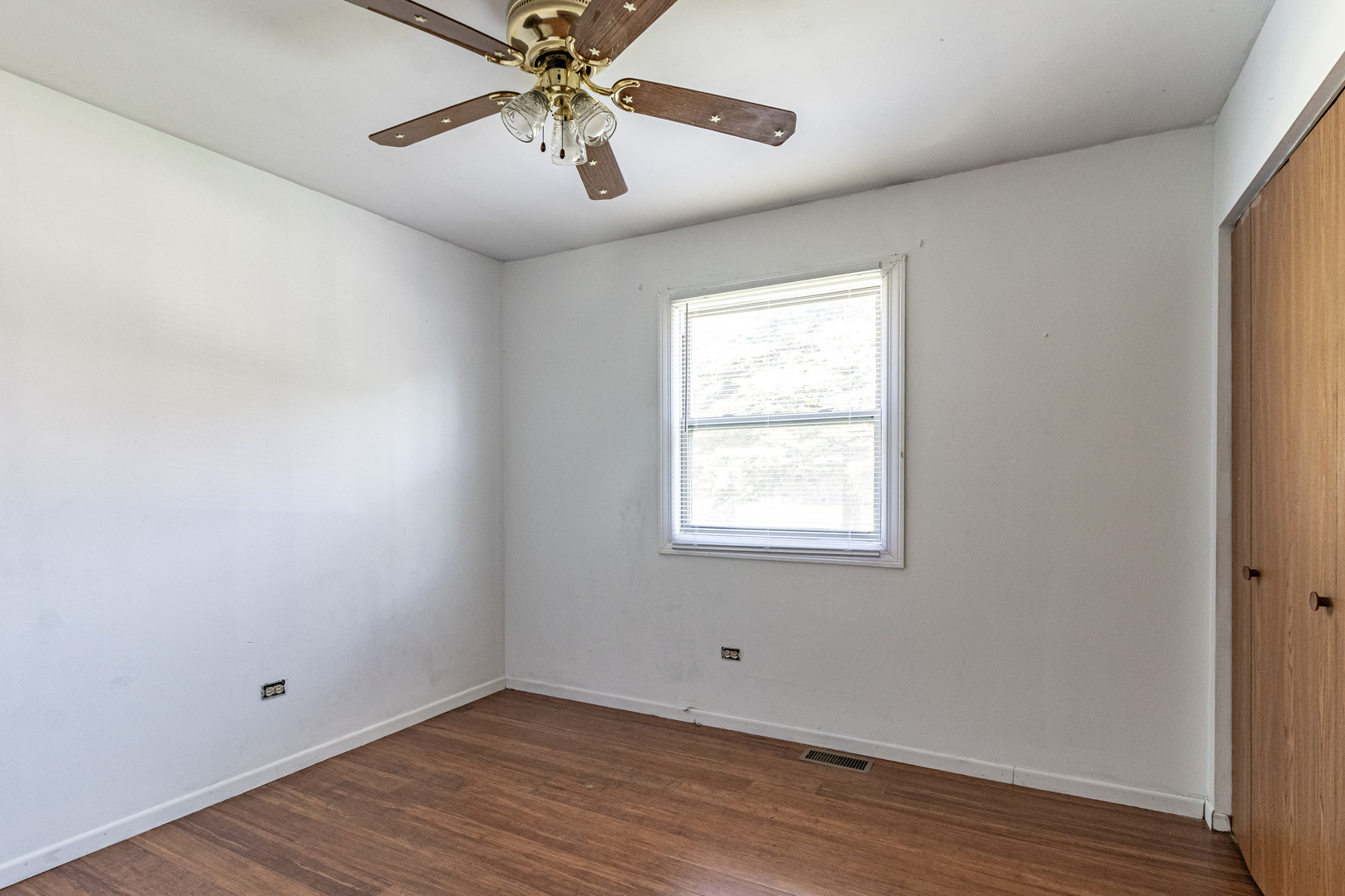 10205 W Chicago Avenue, Beach Park, IL 60099