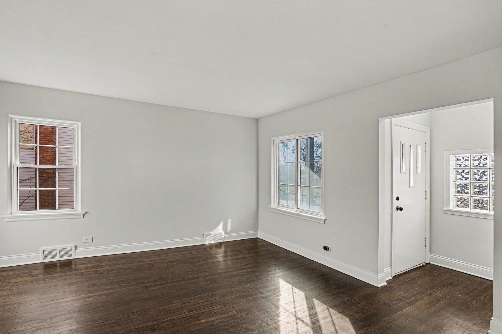 531 S Park Road, Lombard, IL 60148