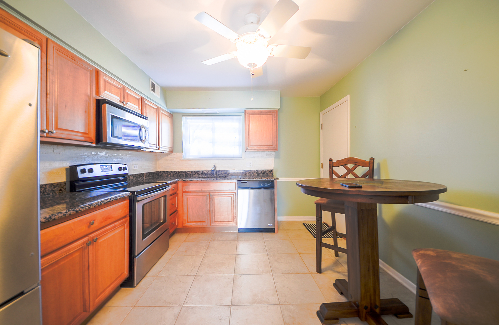 876 S Plum Grove Road #208, Palatine, IL 60067