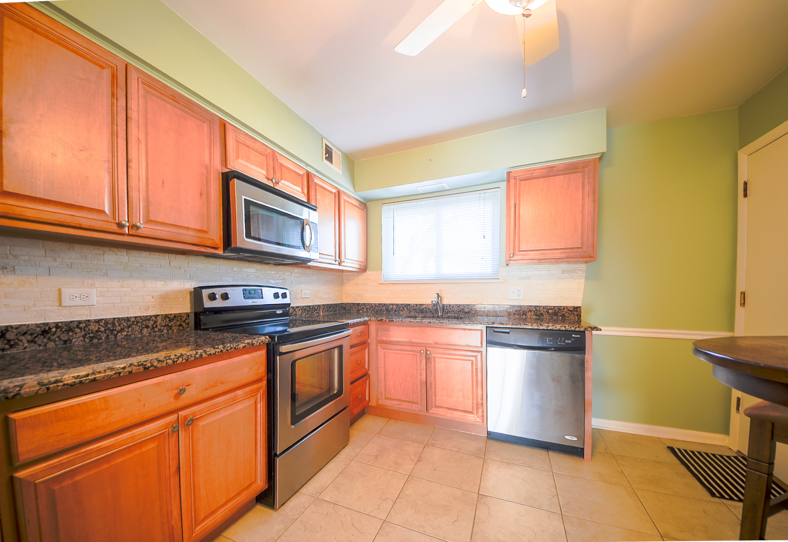 876 S Plum Grove Road #208, Palatine, IL 60067