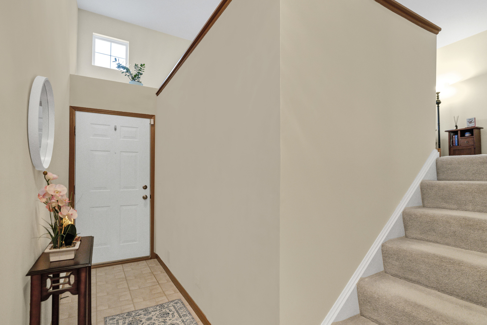 282 Monarch Drive #24, Streamwood, IL 60107