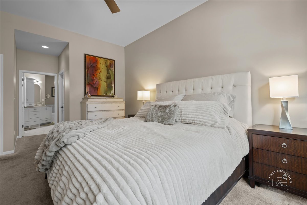 1018 Ravendale Court, Naperville, IL 60540