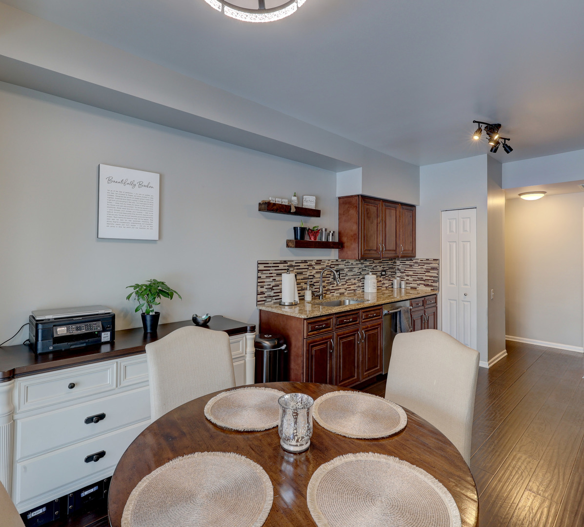 1094 Delta Drive #1094, Elgin, IL 60123