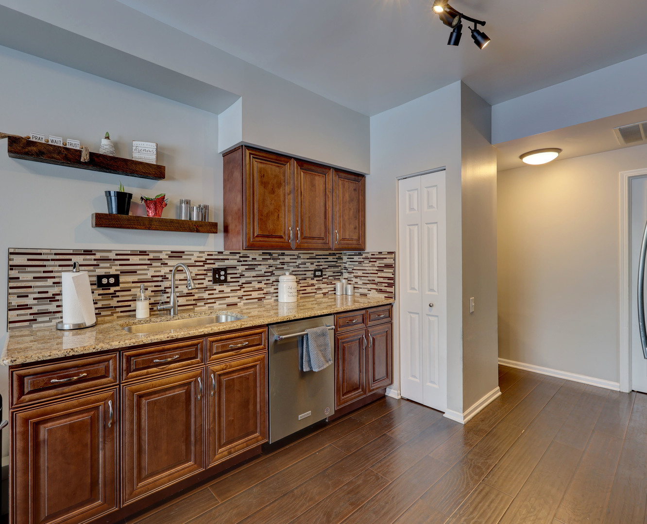 1094 Delta Drive #1094, Elgin, IL 60123