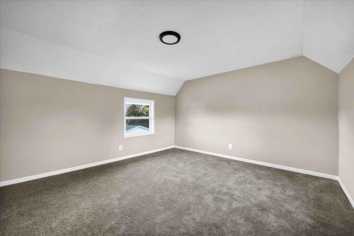 778 E 4th Street, Galesburg, IL 61401