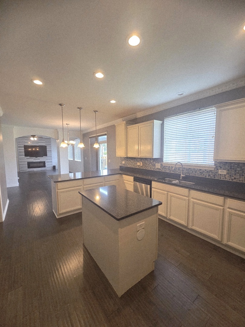 12546 Kinzie Lane, Huntley, IL 60142