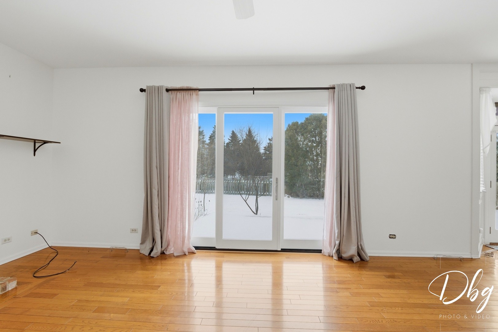 275 N Cambridge Court, Grayslake, IL 60030