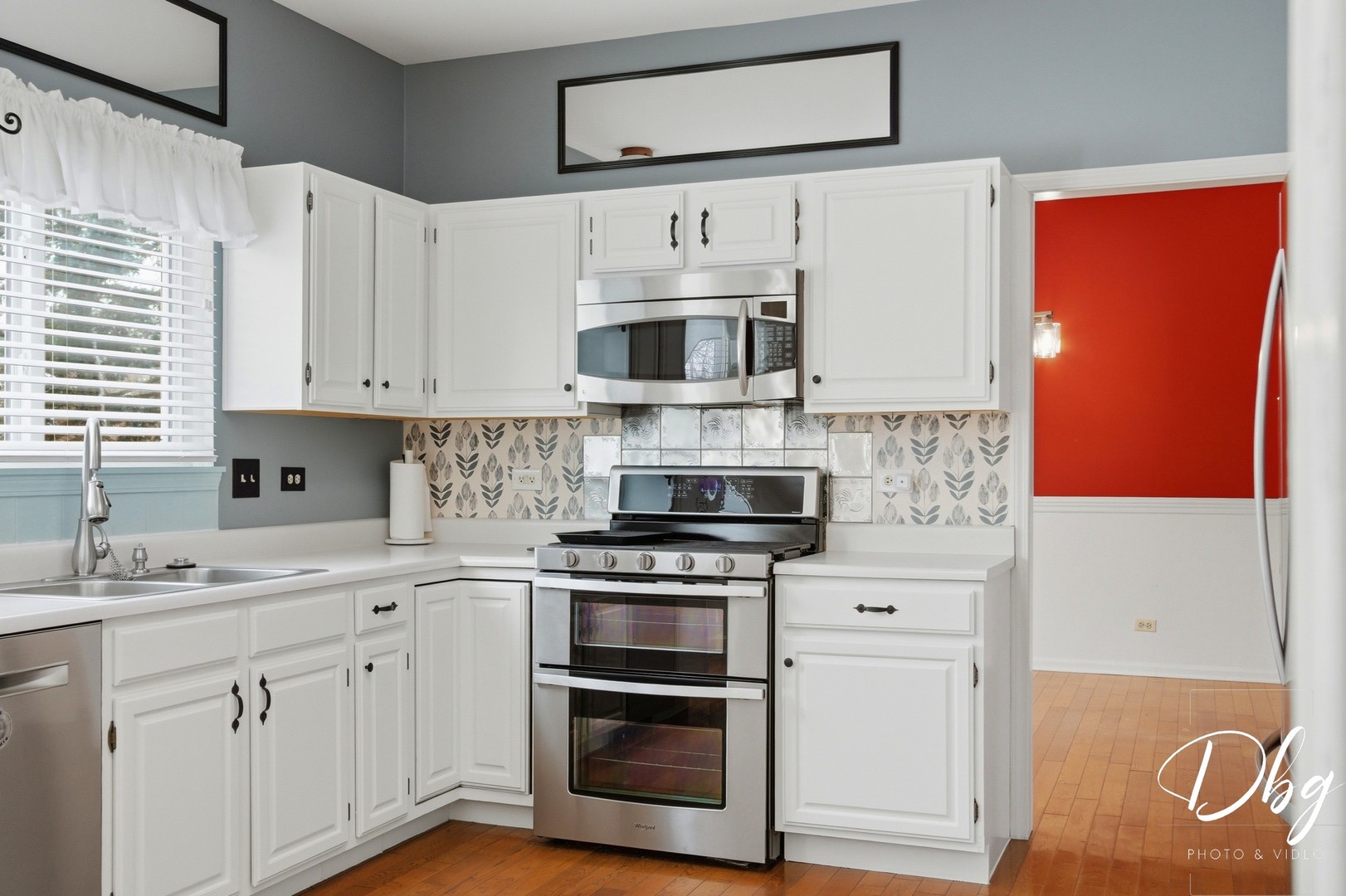 275 N Cambridge Court, Grayslake, IL 60030