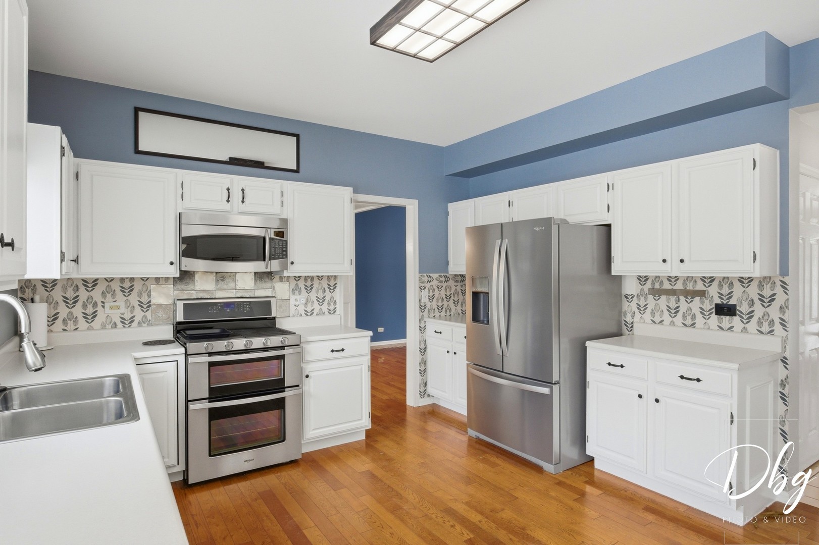 275 N Cambridge Court, Grayslake, IL 60030