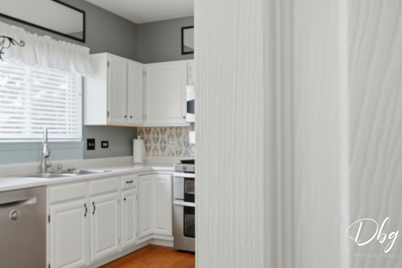 275 N Cambridge Court, Grayslake, IL 60030