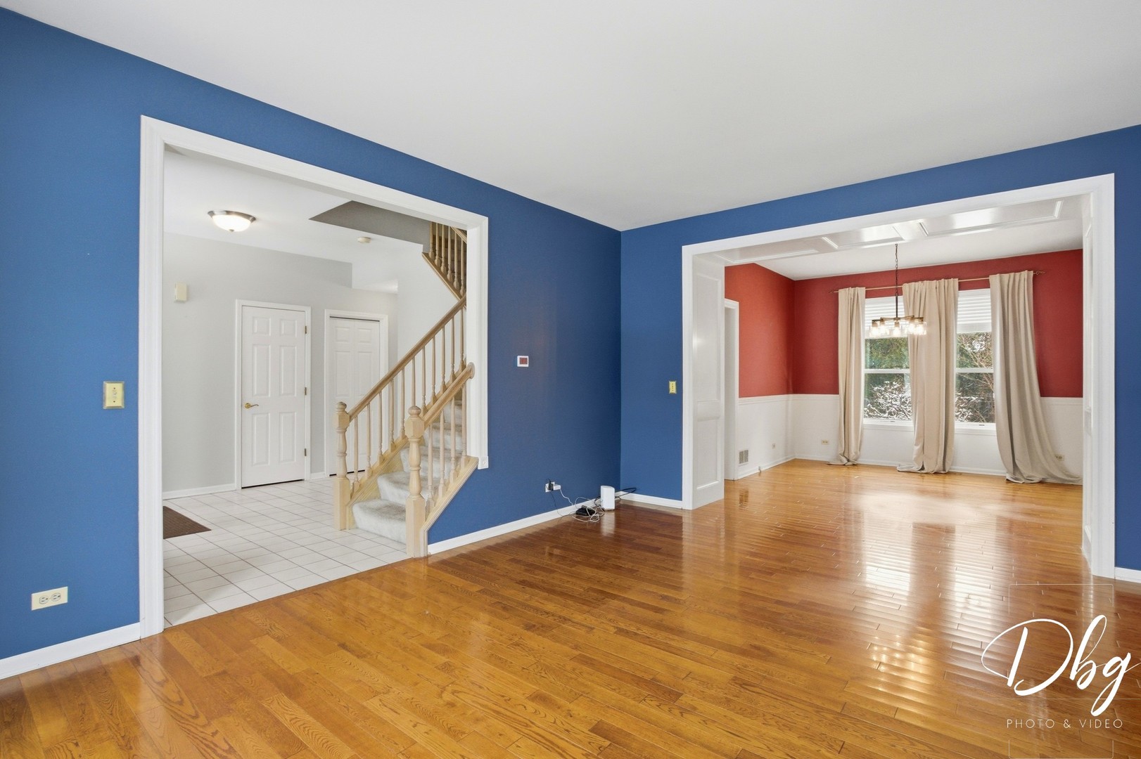 275 N Cambridge Court, Grayslake, IL 60030