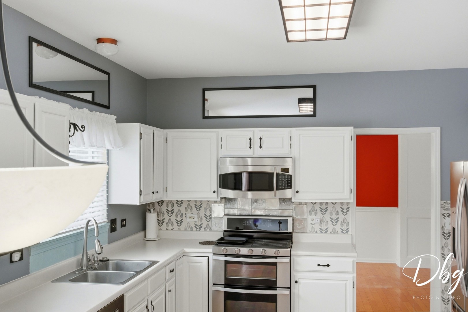 275 N Cambridge Court, Grayslake, IL 60030