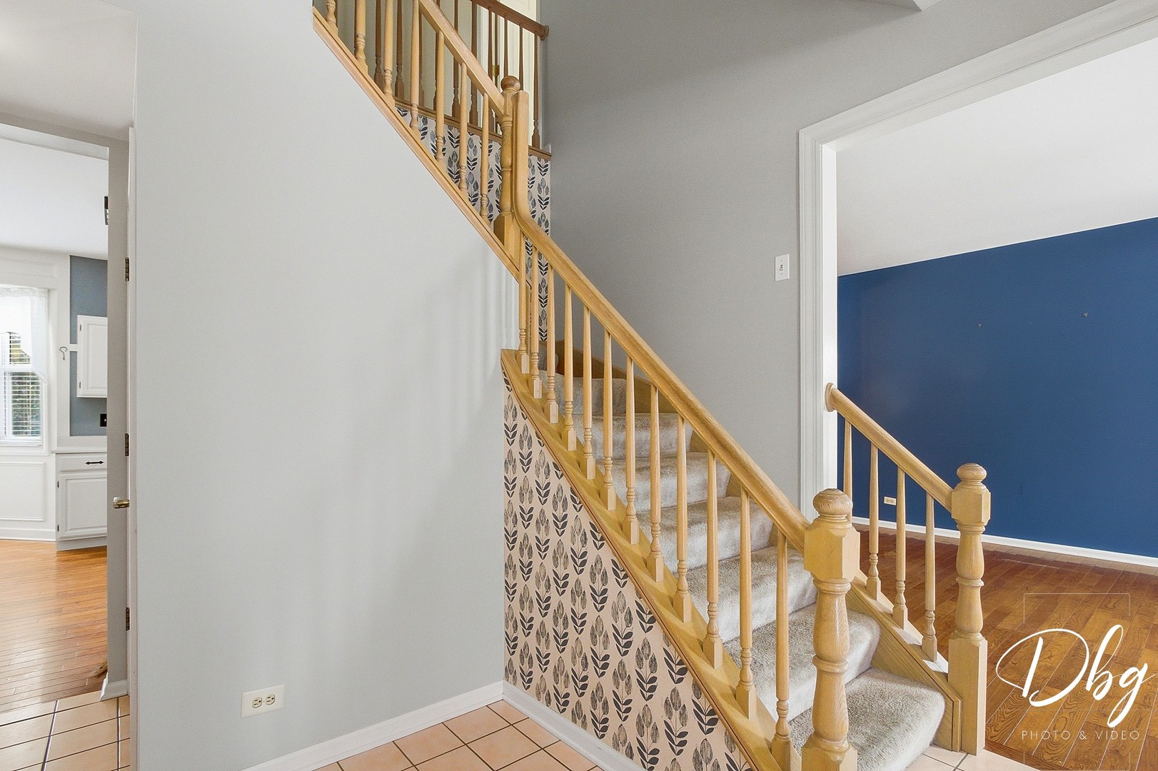 275 N Cambridge Court, Grayslake, IL 60030