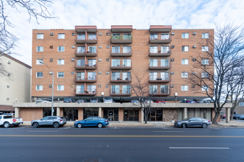 7830 W North Avenue #511, Elmwood Park, IL 60707