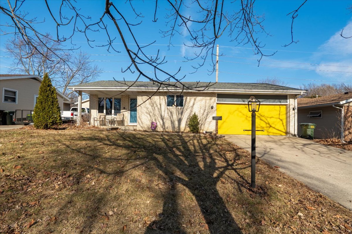 1512 E Fairlawn Drive, Urbana, IL 61802