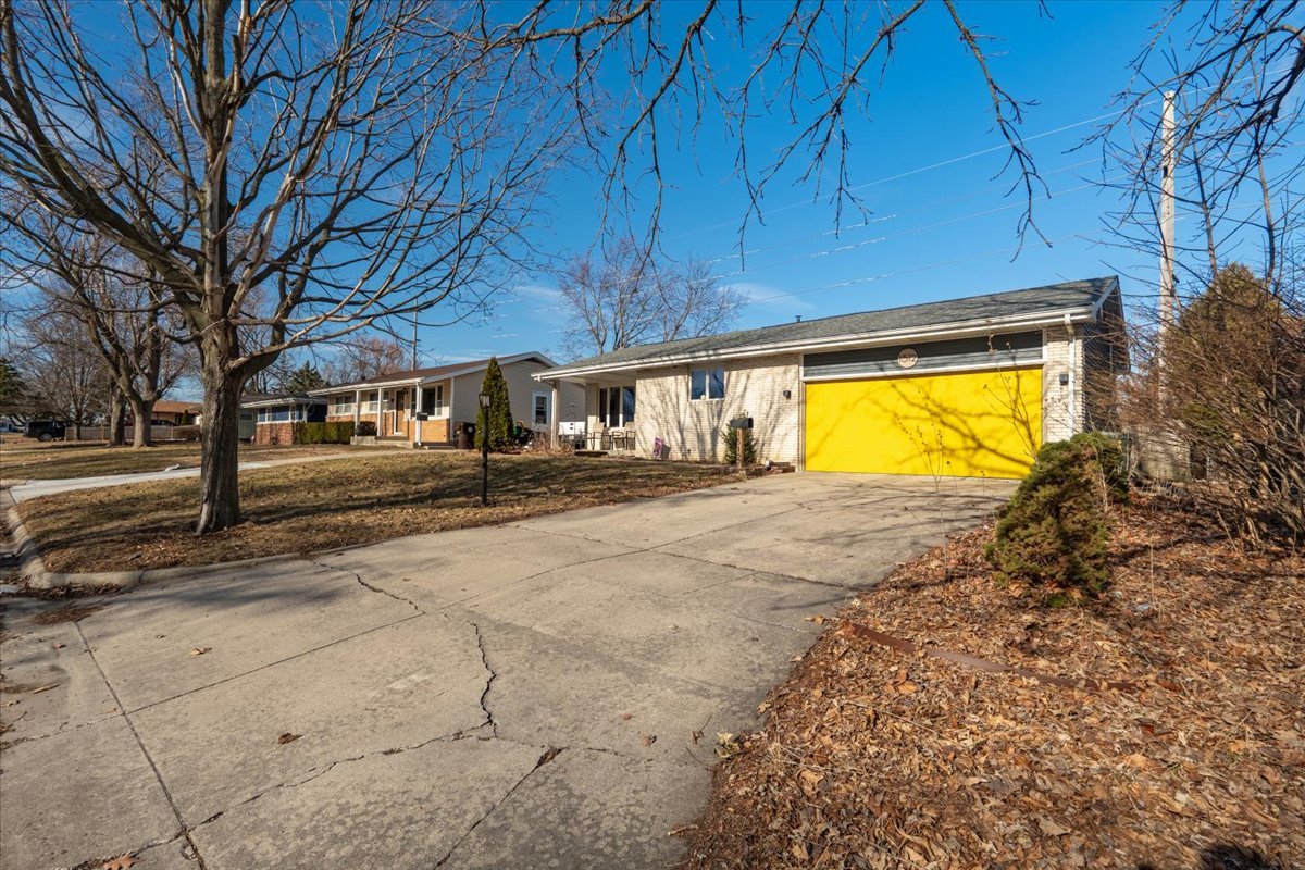 1512 E Fairlawn Drive, Urbana, IL 61802