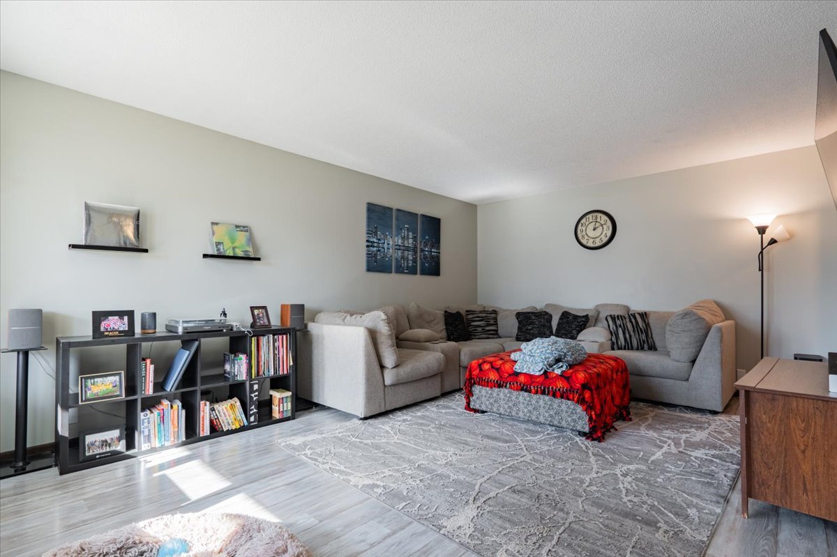 1512 E Fairlawn Drive, Urbana, IL 61802