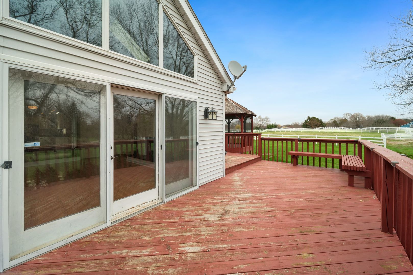 St. Charles, IL 60175