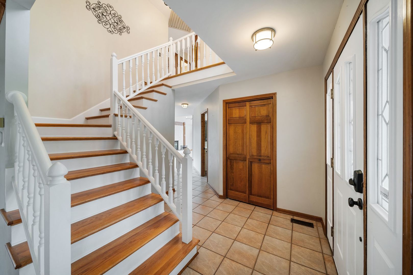 St. Charles, IL 60175