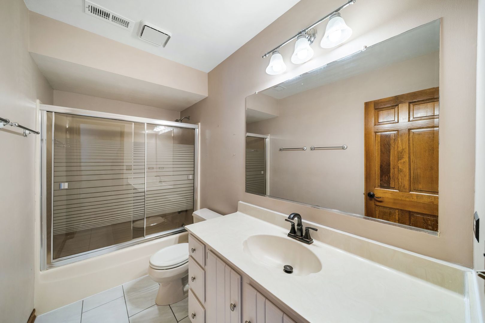 St. Charles, IL 60175